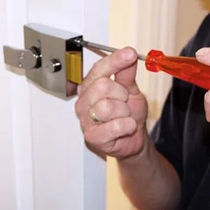 Gold Locksmith Store College Park, MD 301-338-8194 - emergency-unlock